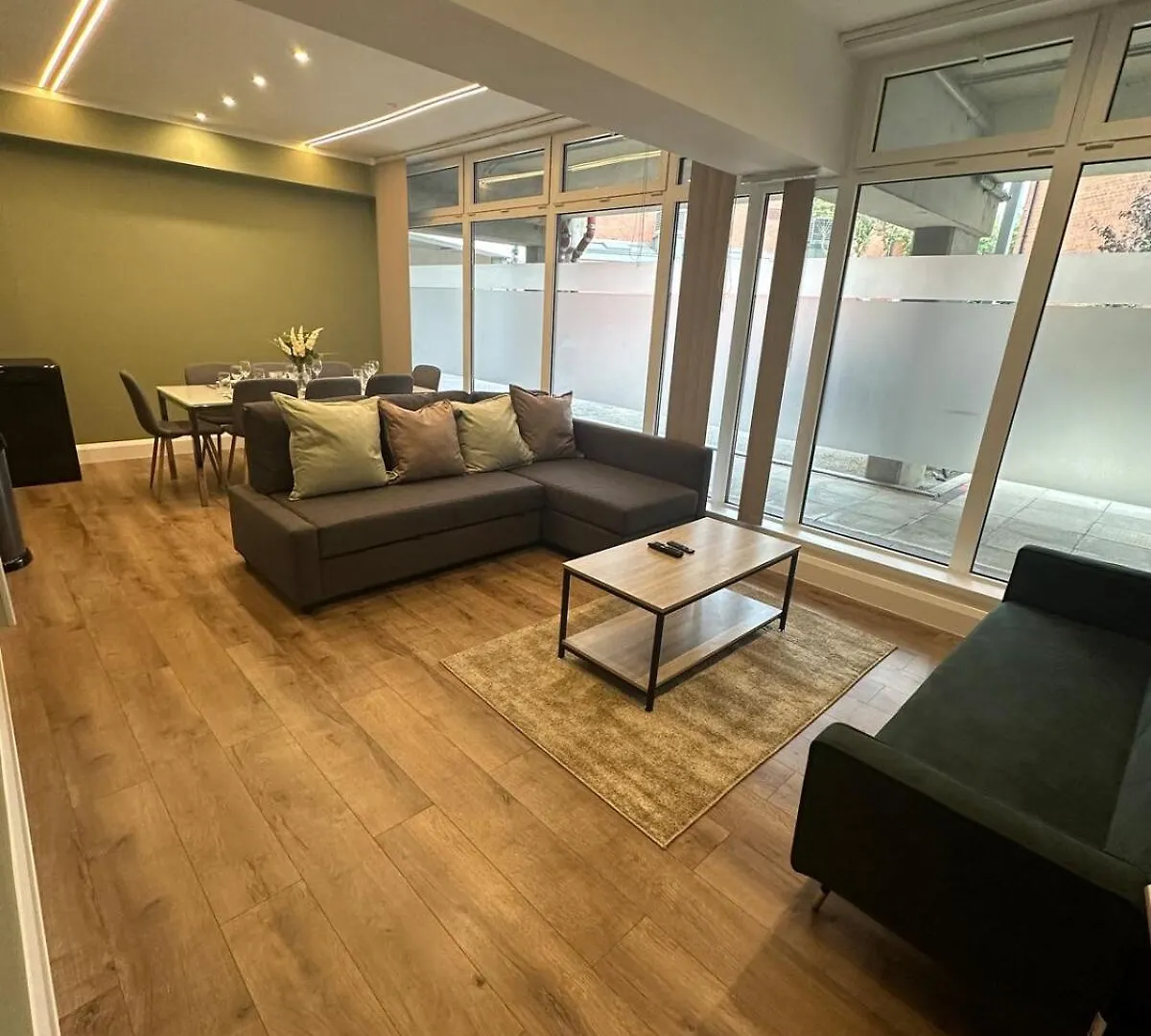 Luxurious & Spacious Central Modern 2Bed Flat London 0*,  United Kingdom